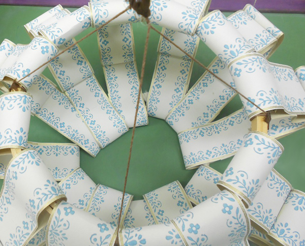 diy-ribbon-lantern-11